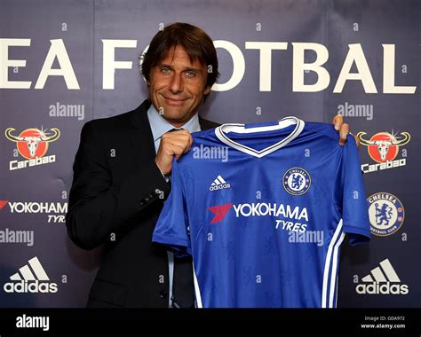 name of chelsea manager